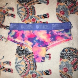 VS PINK CHEEKY PANTIES NWT
